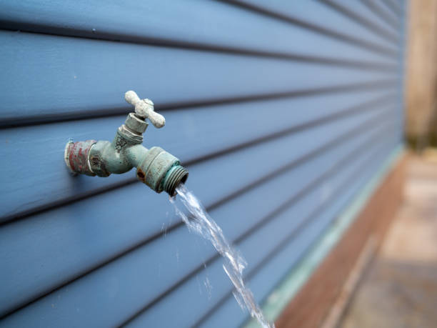 outdoor faucet frozen