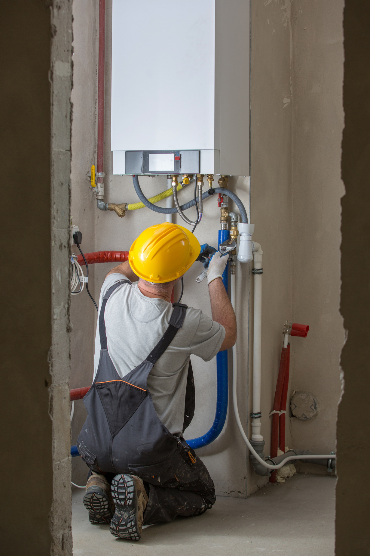 edwardsville plumber working on project